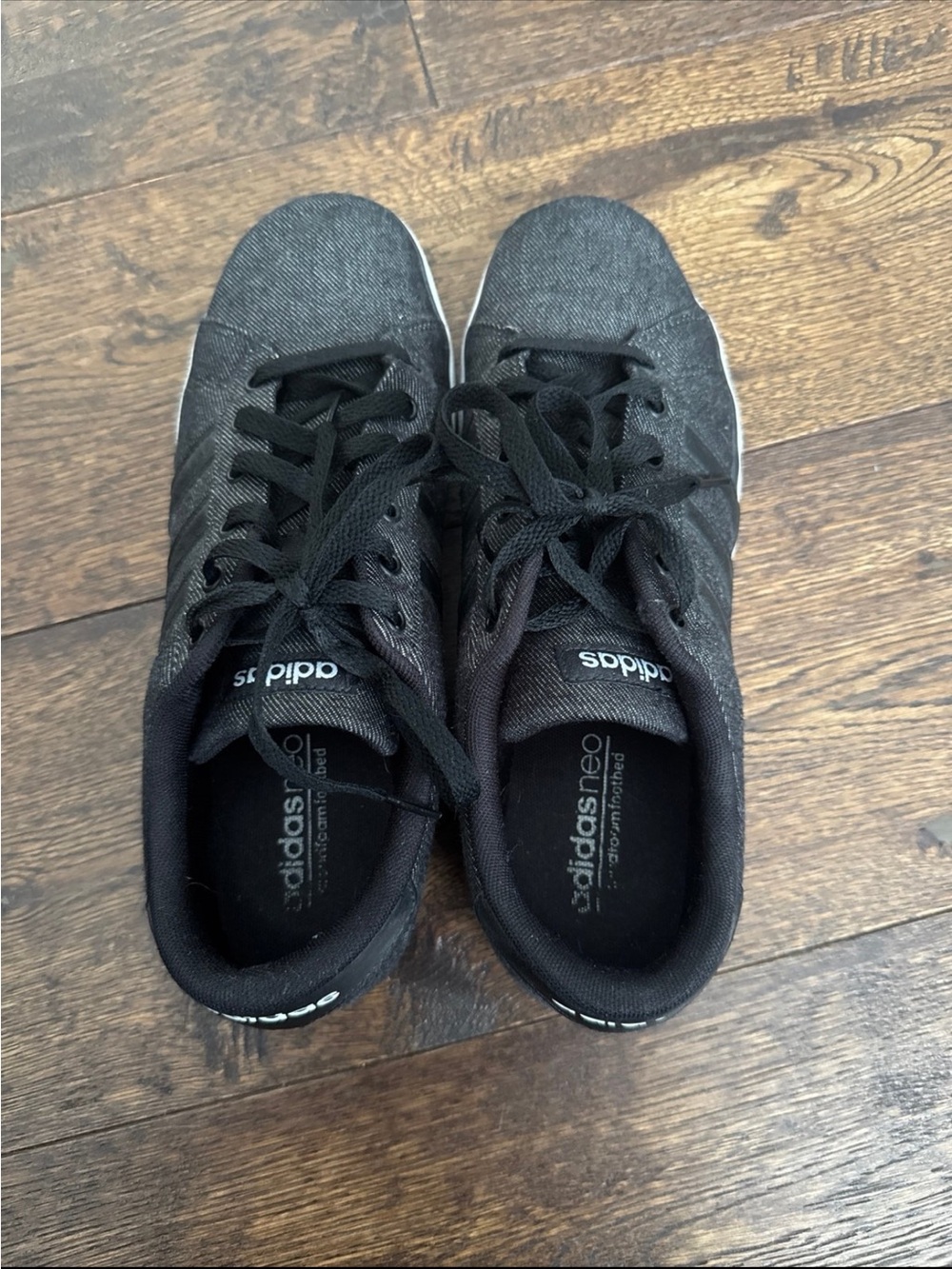 Adidas Neo SE Daily Vulc sneakers in a black denim material size 9.5